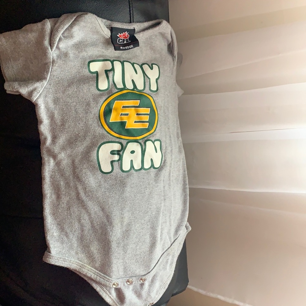 Toddlers boys onsie